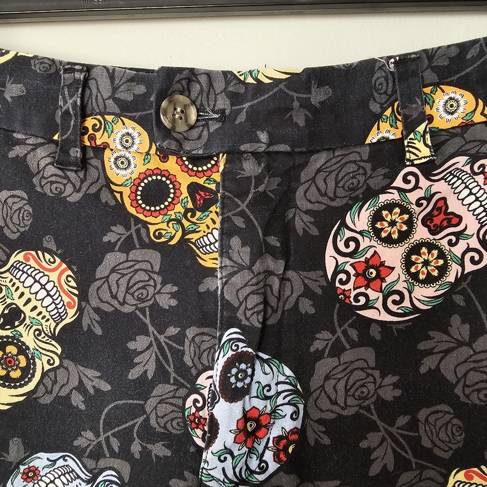 Loudmouth Sugar Skull Golf Shorts Size 38 - Picture 6 of 9